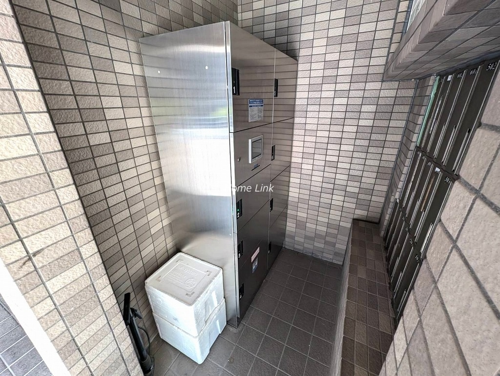 キャッスルマンション浮間舟渡　宅配ボックス